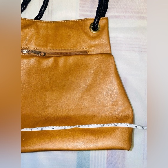 Michael Kors bag. Perfect condition - Picture 3 of 6